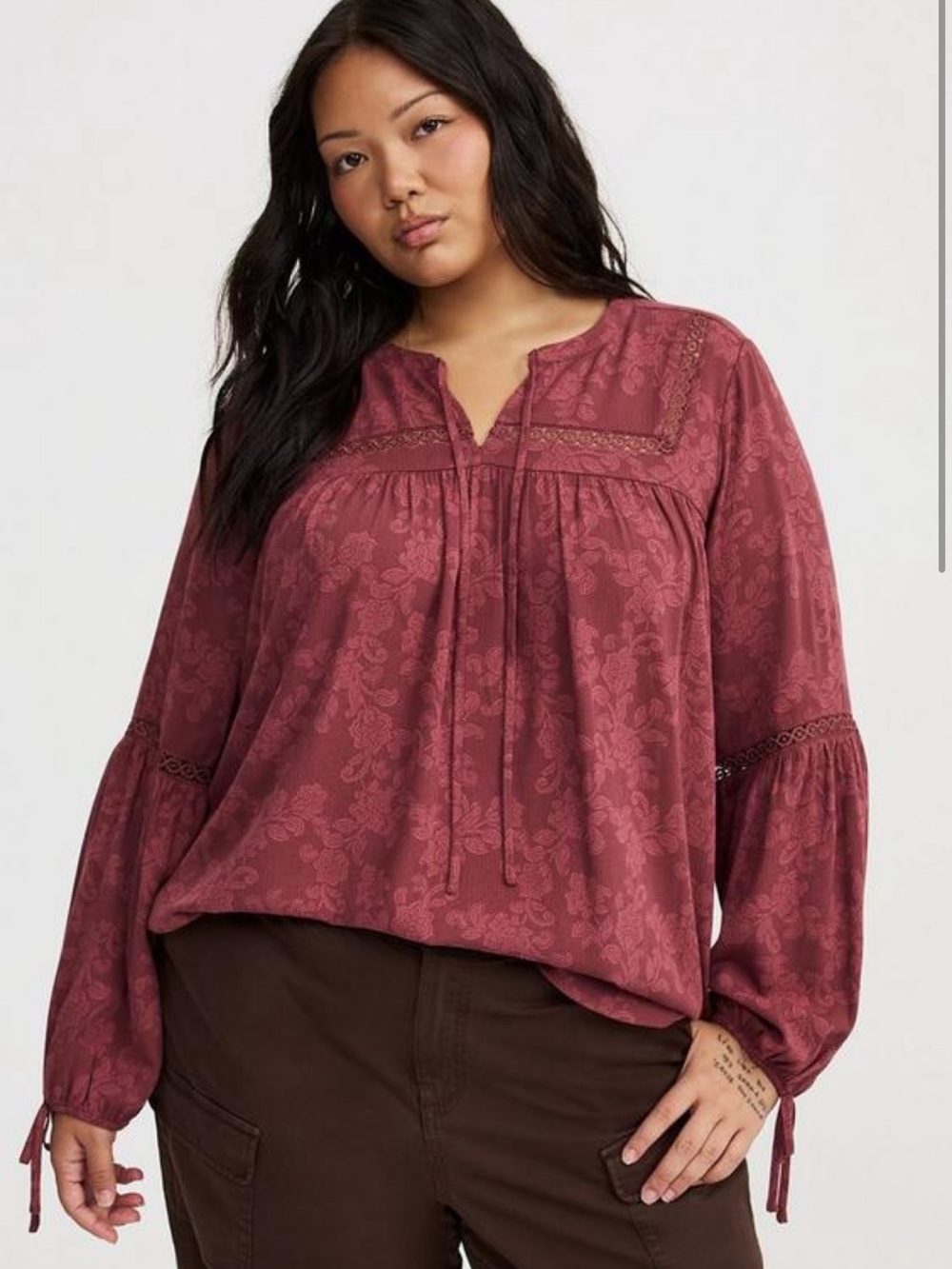 torrid dusty mauve paisley tie-neck boho tunic - Picture 6 of 10